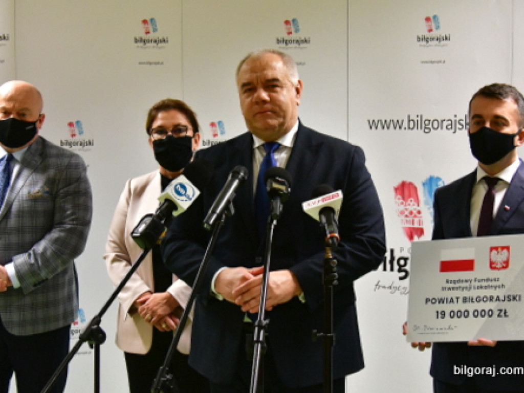 Ponad 25 mln zł wsparcia na inwestycje w powiecie biłgorajskim (FOTO, VIDEO)