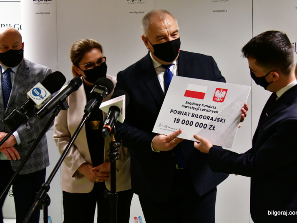 Ponad 25 mln zł wsparcia na inwestycje w powiecie biłgorajskim (FOTO, VIDEO)