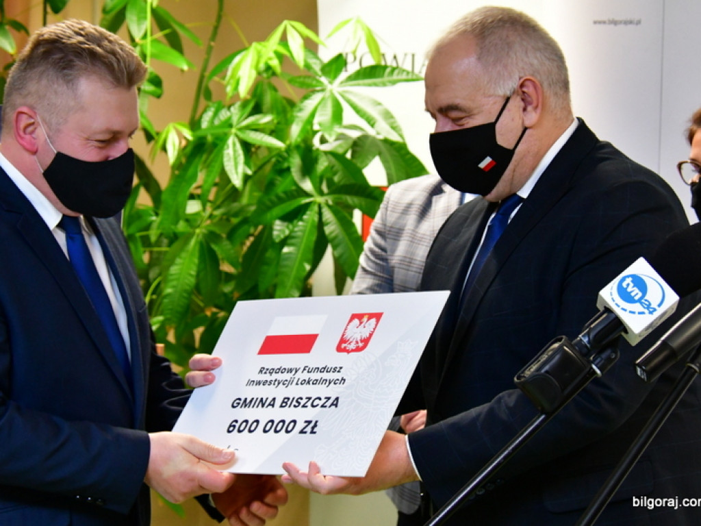 Ponad 25 mln zł wsparcia na inwestycje w powiecie biłgorajskim (FOTO, VIDEO)