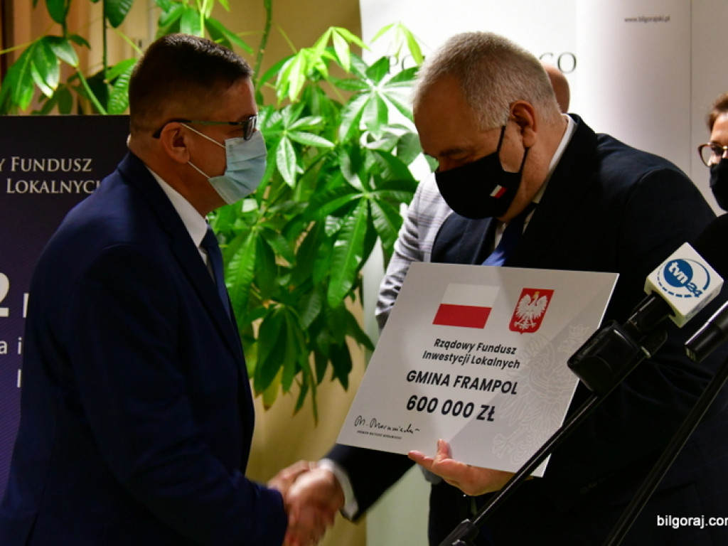 Ponad 25 mln zł wsparcia na inwestycje w powiecie biłgorajskim (FOTO, VIDEO)