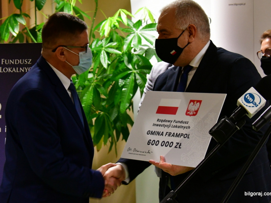 Ponad 25 mln zł wsparcia na inwestycje w powiecie biłgorajskim (FOTO, VIDEO)
