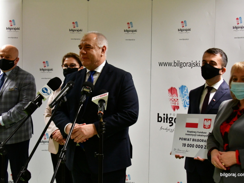 Ponad 25 mln zł wsparcia na inwestycje w powiecie biłgorajskim (FOTO, VIDEO)