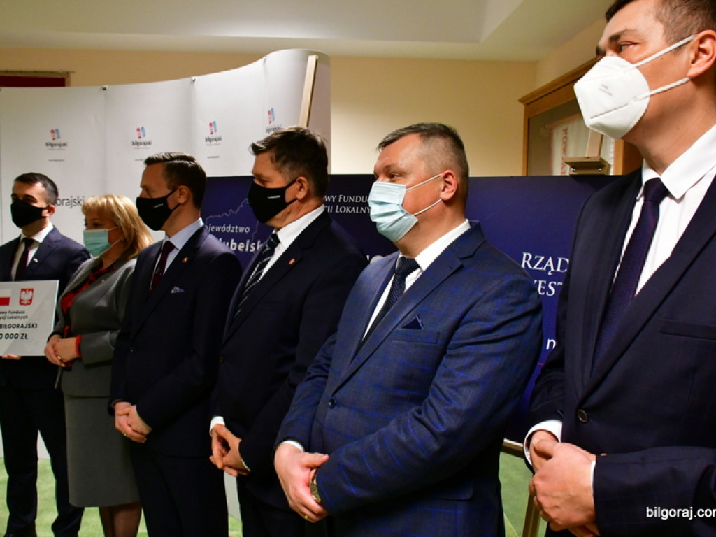 Ponad 25 mln zł wsparcia na inwestycje w powiecie biłgorajskim (FOTO, VIDEO)