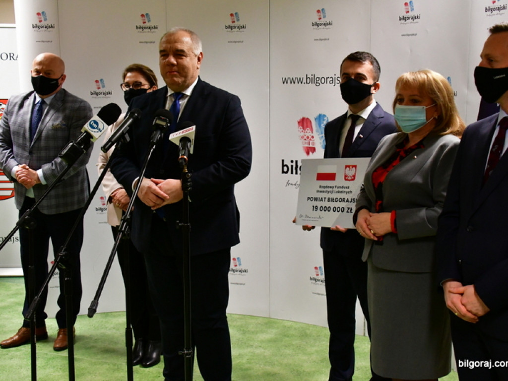Ponad 25 mln zł wsparcia na inwestycje w powiecie biłgorajskim (FOTO, VIDEO)