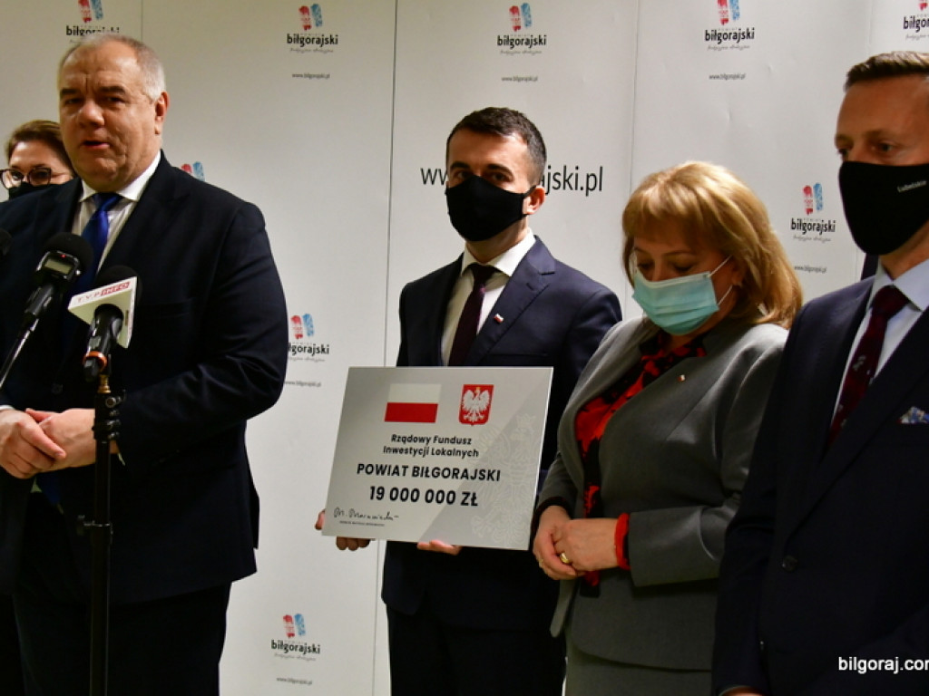 Ponad 25 mln zł wsparcia na inwestycje w powiecie biłgorajskim (FOTO, VIDEO)