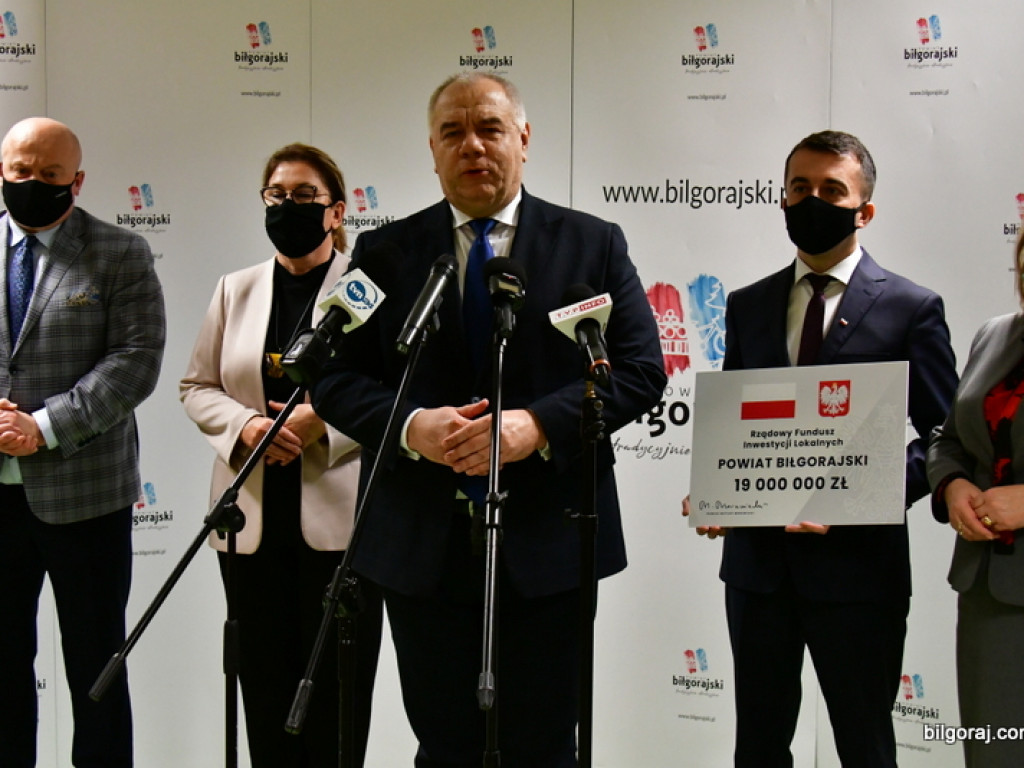 Ponad 25 mln zł wsparcia na inwestycje w powiecie biłgorajskim (FOTO, VIDEO)