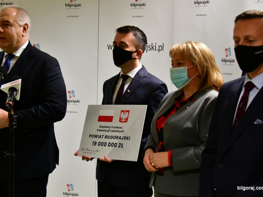 Ponad 25 mln zł wsparcia na inwestycje w powiecie biłgorajskim (FOTO, VIDEO)