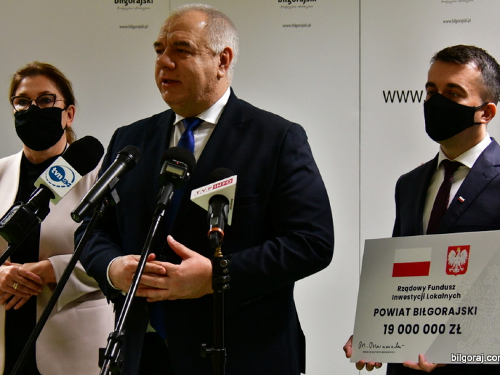 Ponad 25 mln zł wsparcia na inwestycje w powiecie biłgorajskim (FOTO, VIDEO)