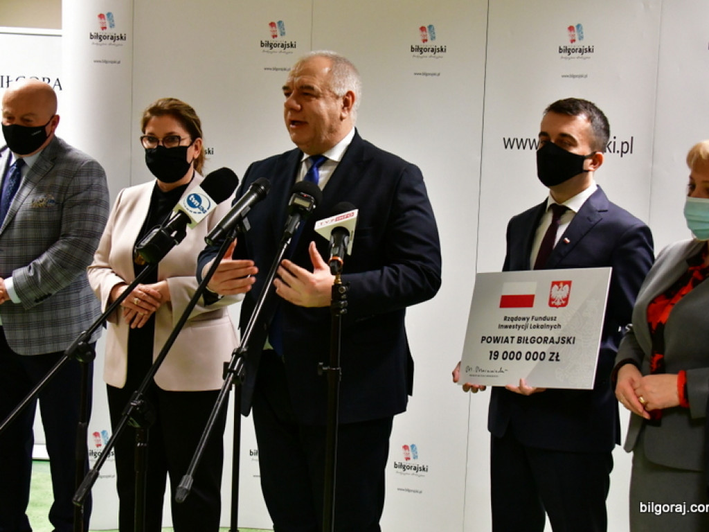 Ponad 25 mln zł wsparcia na inwestycje w powiecie biłgorajskim (FOTO, VIDEO)