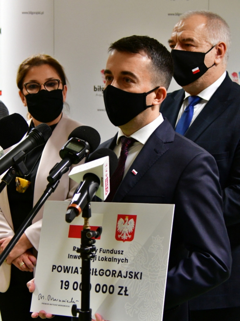 Ponad 25 mln zł wsparcia na inwestycje w powiecie biłgorajskim (FOTO, VIDEO)