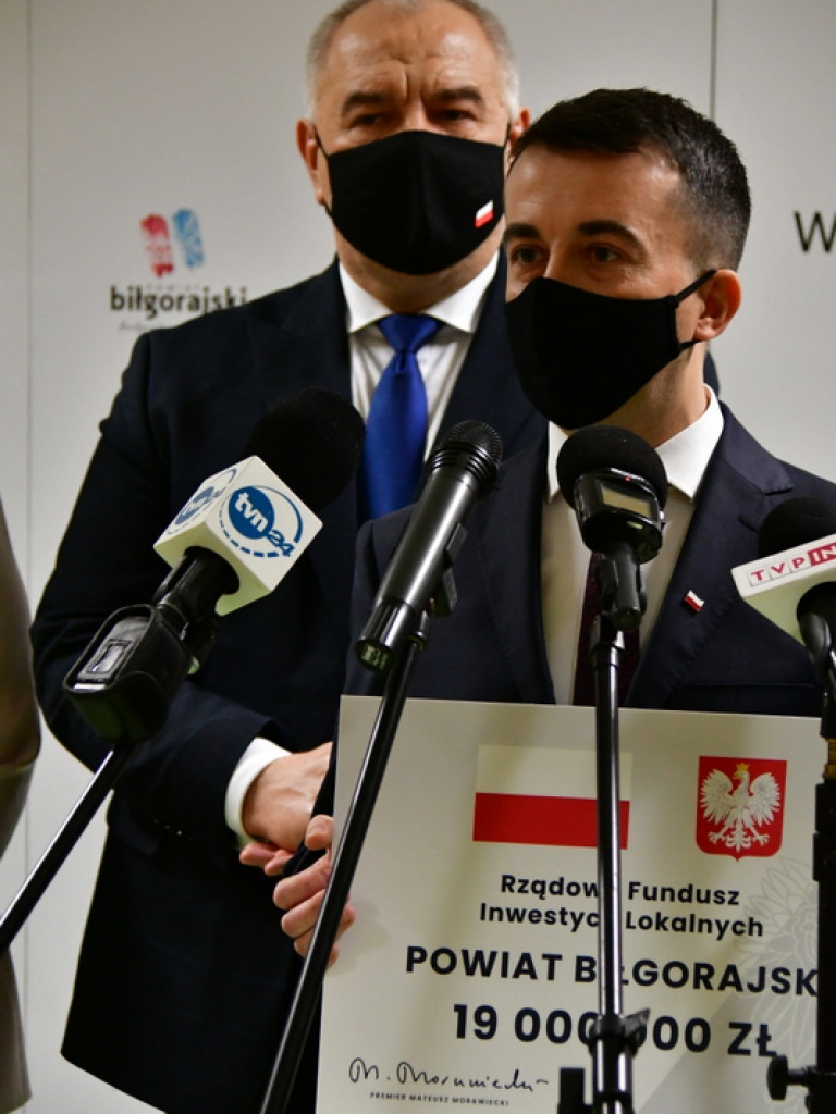 Ponad 25 mln zł wsparcia na inwestycje w powiecie biłgorajskim (FOTO, VIDEO)