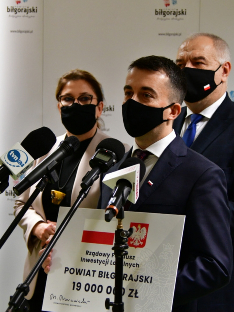 Ponad 25 mln zł wsparcia na inwestycje w powiecie biłgorajskim (FOTO, VIDEO)