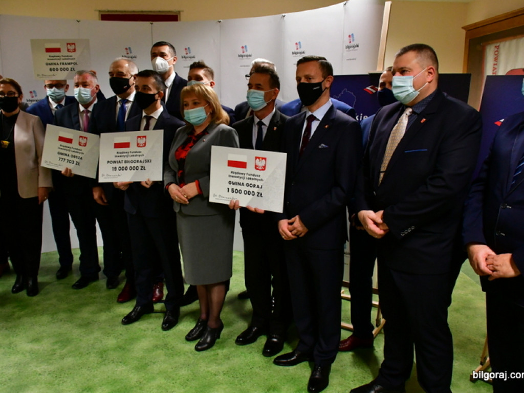 Ponad 25 mln zł wsparcia na inwestycje w powiecie biłgorajskim (FOTO, VIDEO)