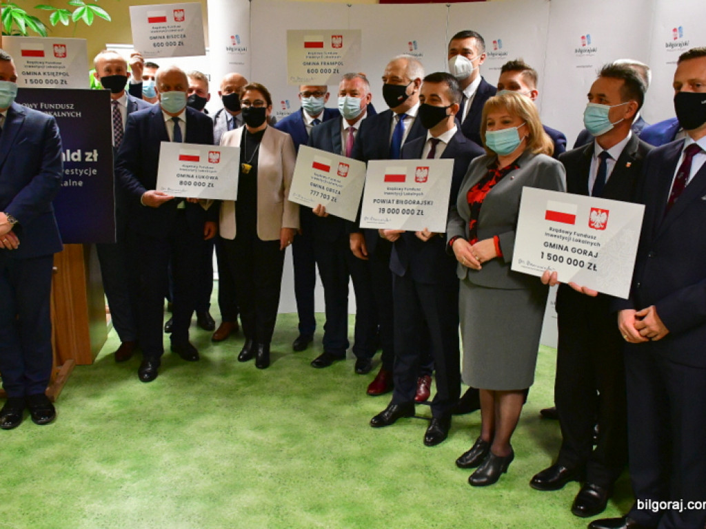 Ponad 25 mln zł wsparcia na inwestycje w powiecie biłgorajskim (FOTO, VIDEO)