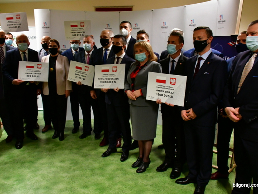 Ponad 25 mln zł wsparcia na inwestycje w powiecie biłgorajskim (FOTO, VIDEO)