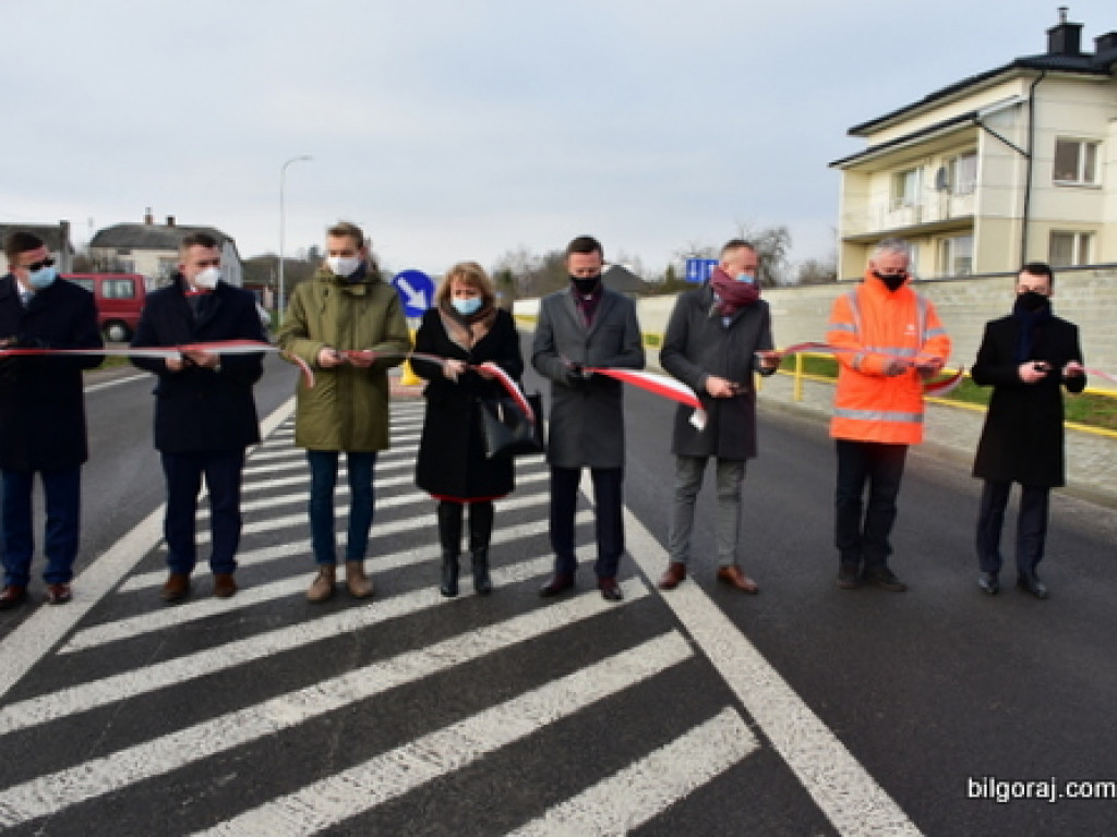 Zakończył się remont drogi krajowej Nr 74 na odcinku Frampol - Gorajec (FOTO)