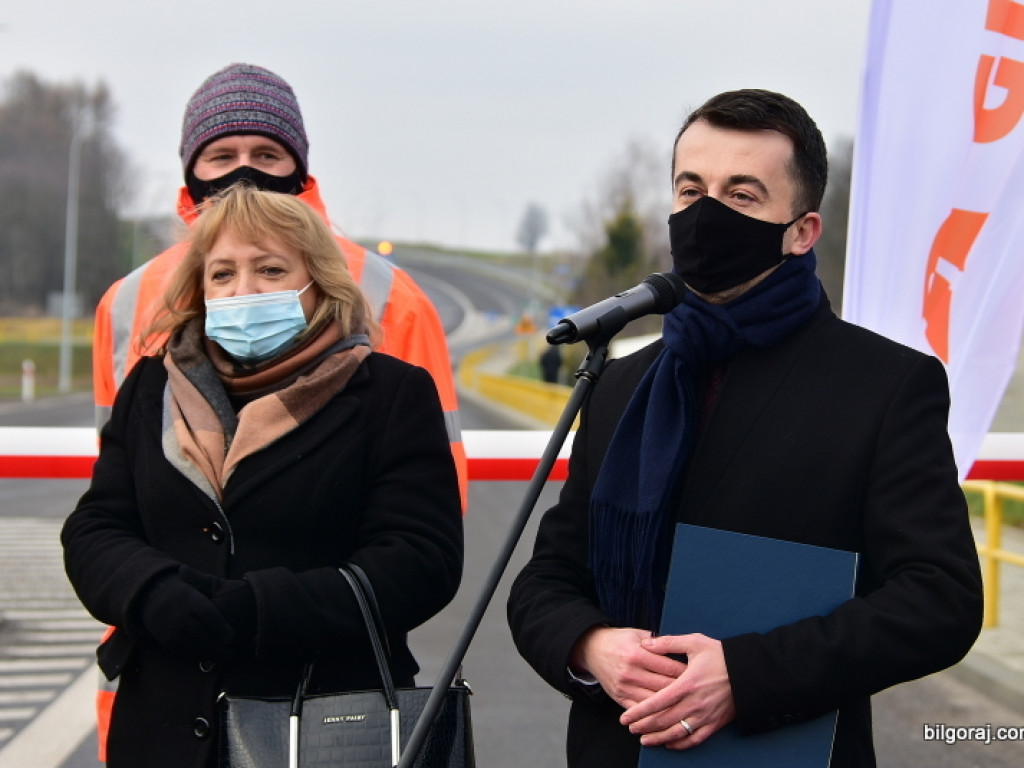 Zakończył się remont drogi krajowej Nr 74 na odcinku Frampol - Gorajec (FOTO)
