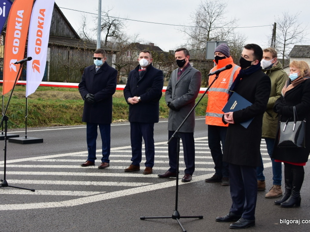Zakończył się remont drogi krajowej Nr 74 na odcinku Frampol - Gorajec (FOTO)
