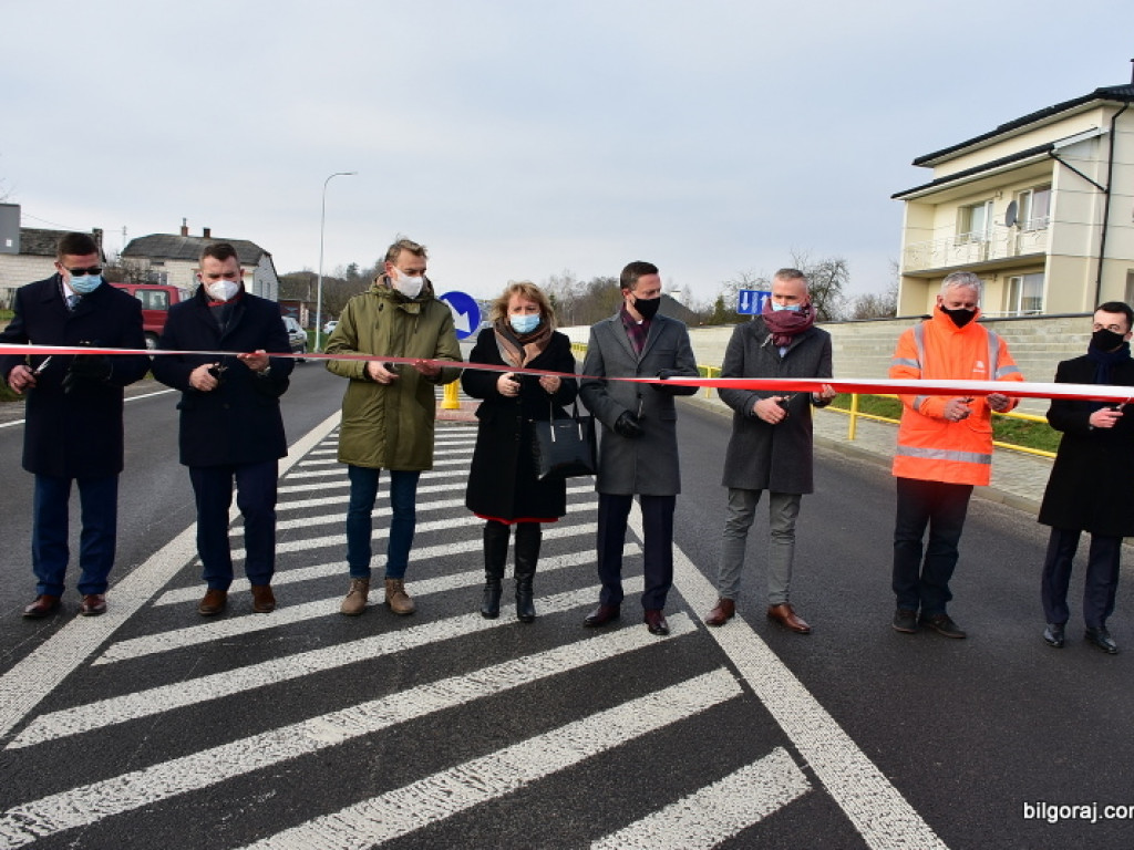 Zakończył się remont drogi krajowej Nr 74 na odcinku Frampol - Gorajec (FOTO)