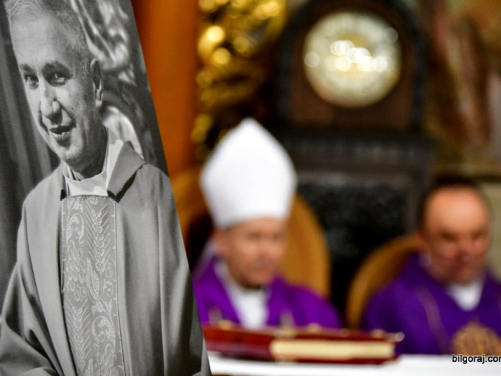 Pogrzeb ks. Jacka Bednarza (FOTO)