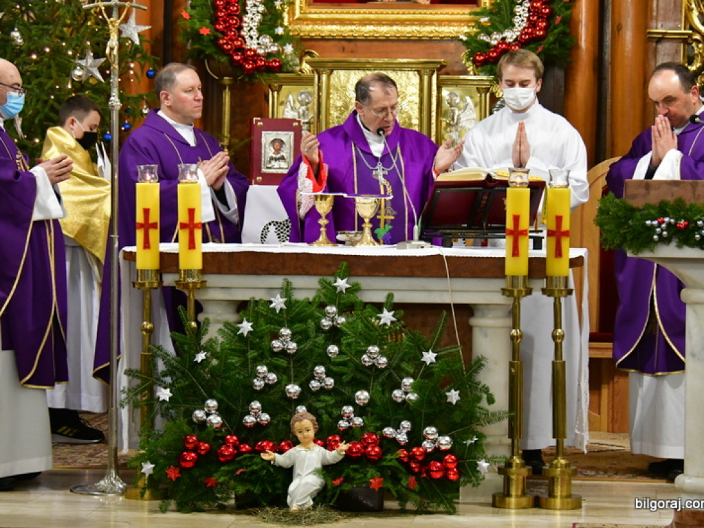 Pogrzeb ks. Jacka Bednarza (FOTO)