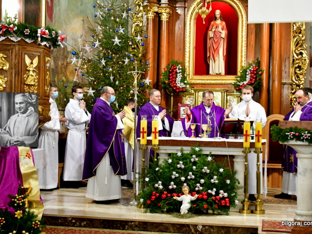 Pogrzeb ks. Jacka Bednarza (FOTO)