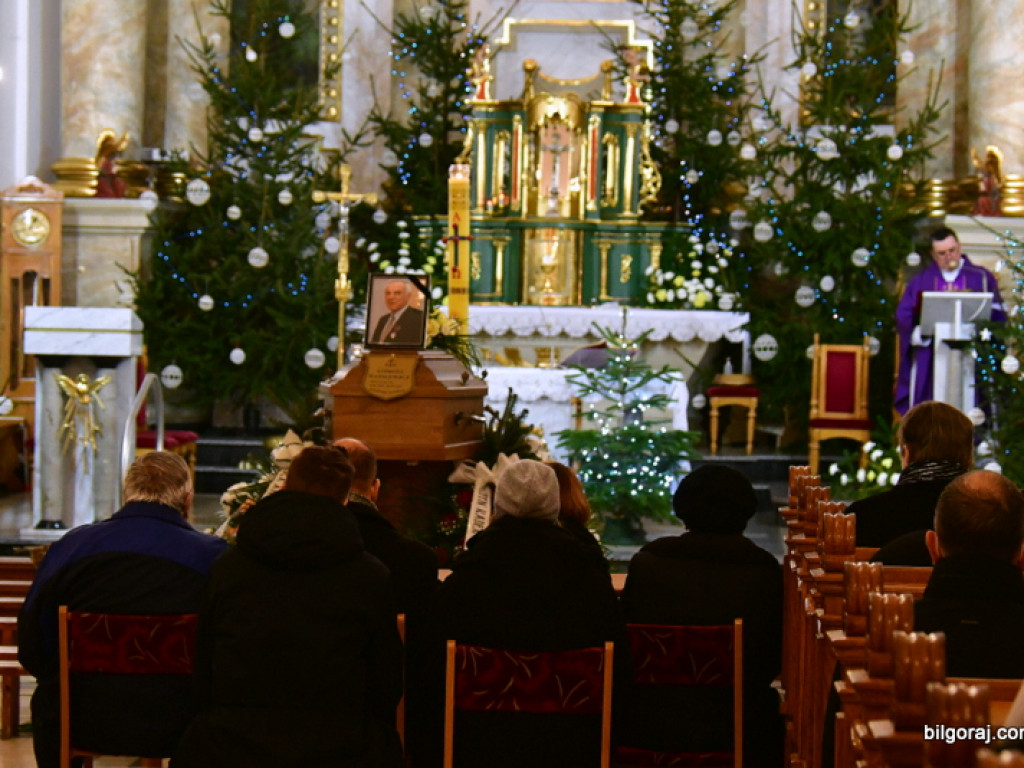 Pożegnano Andrzeja Danilewicza. Pogrzeb odbył się w sanktuarium św. Marii Magdaleny (FOTO)