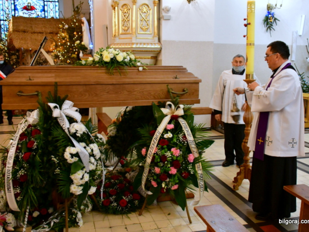 Pożegnano Andrzeja Danilewicza. Pogrzeb odbył się w sanktuarium św. Marii Magdaleny (FOTO)