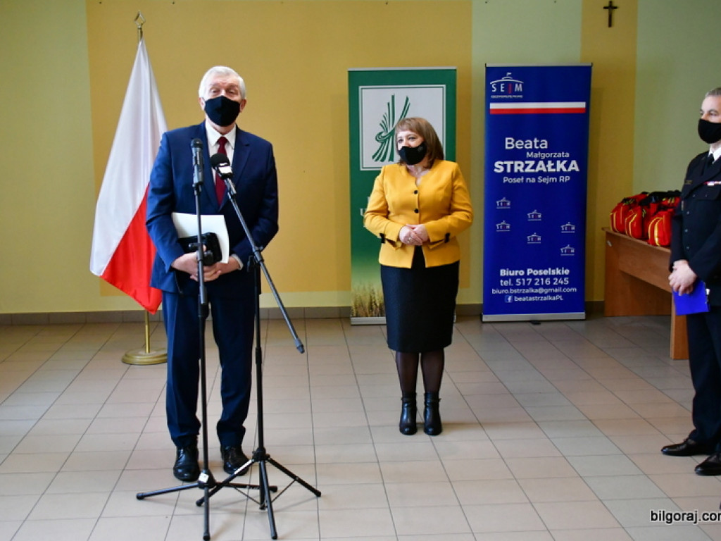 Zestawy ratownicze - specjalne torby z gotowym wyposażeniem trafiły do jednostek OSP (FOTO)