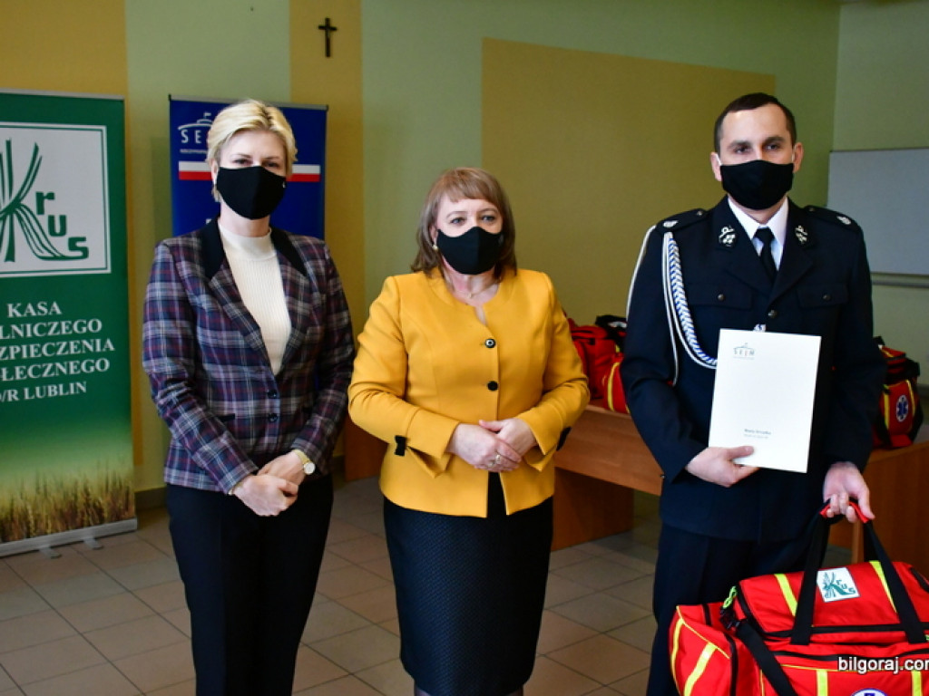 Zestawy ratownicze - specjalne torby z gotowym wyposażeniem trafiły do jednostek OSP (FOTO)