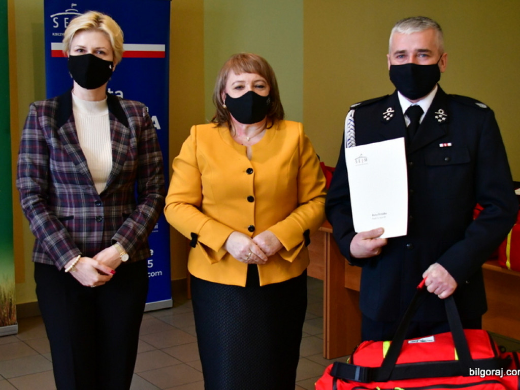 Zestawy ratownicze - specjalne torby z gotowym wyposażeniem trafiły do jednostek OSP (FOTO)