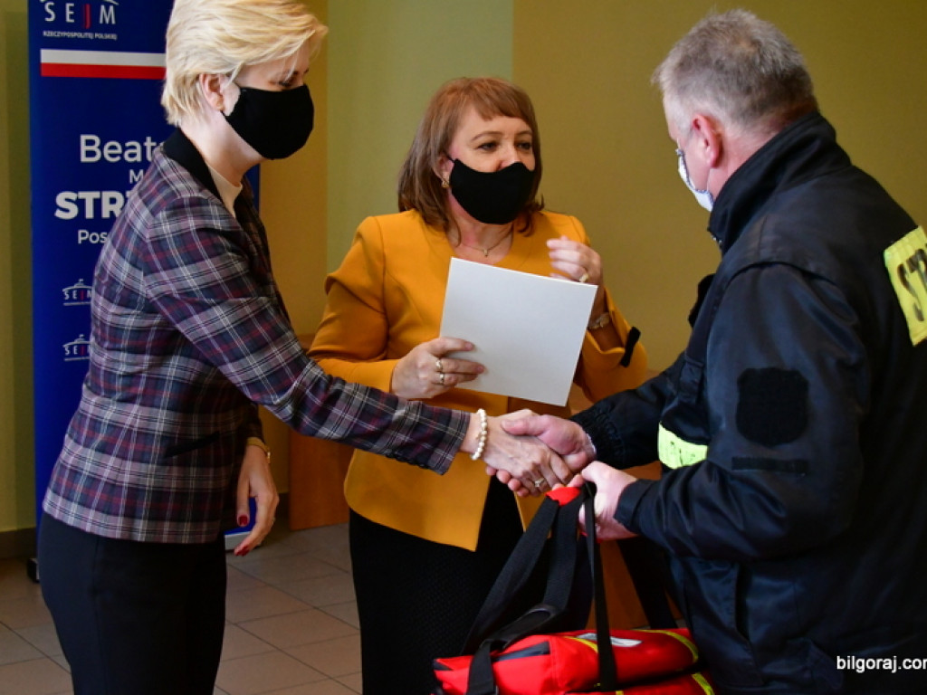 Zestawy ratownicze - specjalne torby z gotowym wyposażeniem trafiły do jednostek OSP (FOTO)