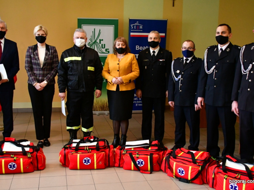 Zestawy ratownicze - specjalne torby z gotowym wyposażeniem trafiły do jednostek OSP (FOTO)