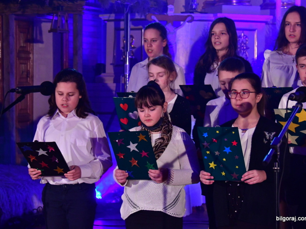 Chcą pomóc rodzinie i wybudować jej dom. Niezwykła inicjatywa parafian z Majdanu Starego (FOTO, VIDEO)