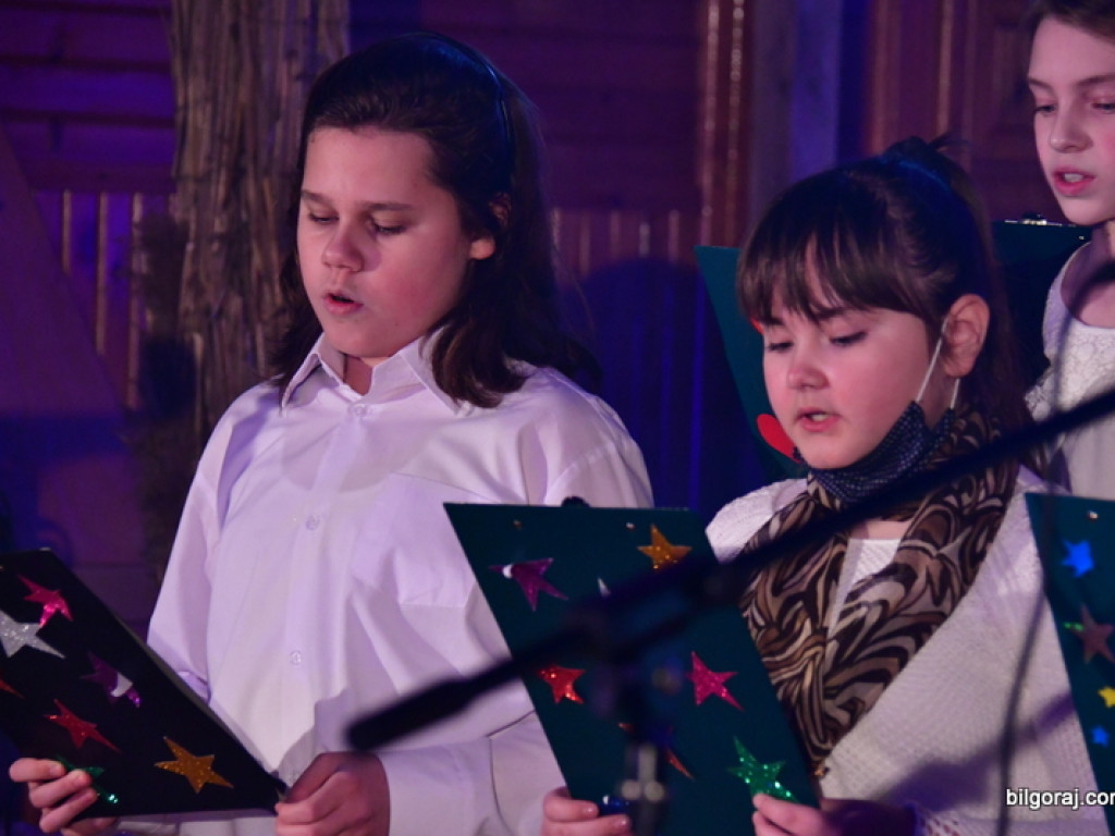 Chcą pomóc rodzinie i wybudować jej dom. Niezwykła inicjatywa parafian z Majdanu Starego (FOTO, VIDEO)