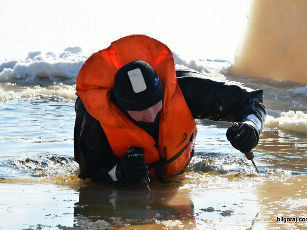 Strażacy ćwiczyli nad Zalewem Bojary (FOTO)