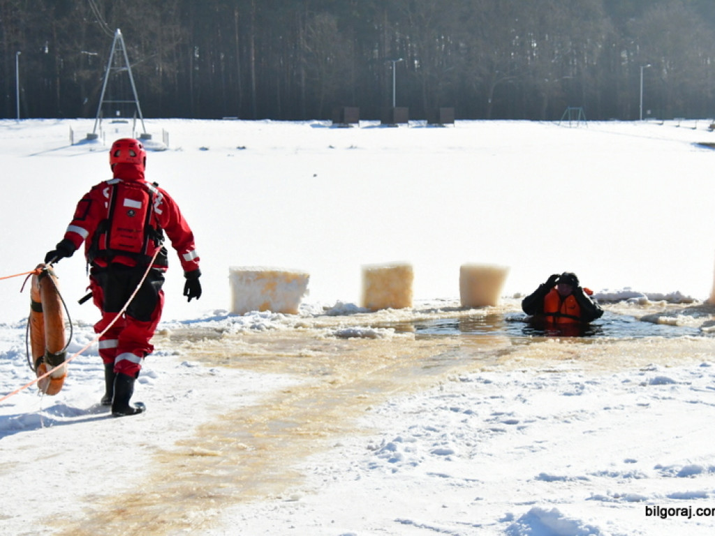 Strażacy ćwiczyli nad Zalewem Bojary (FOTO)