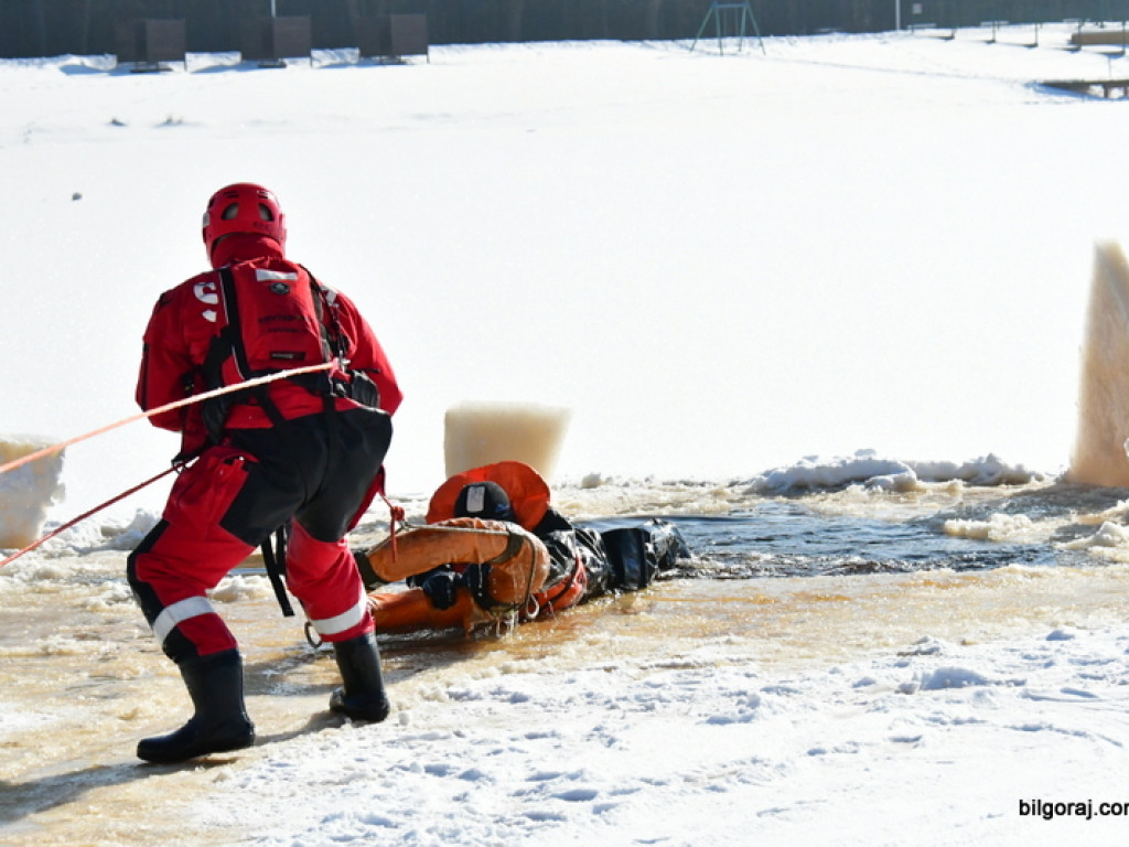 Strażacy ćwiczyli nad Zalewem Bojary (FOTO)