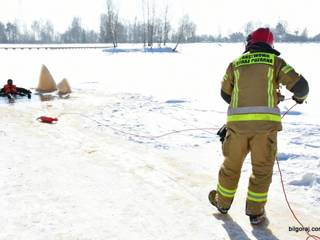 Strażacy ćwiczyli nad Zalewem Bojary (FOTO)