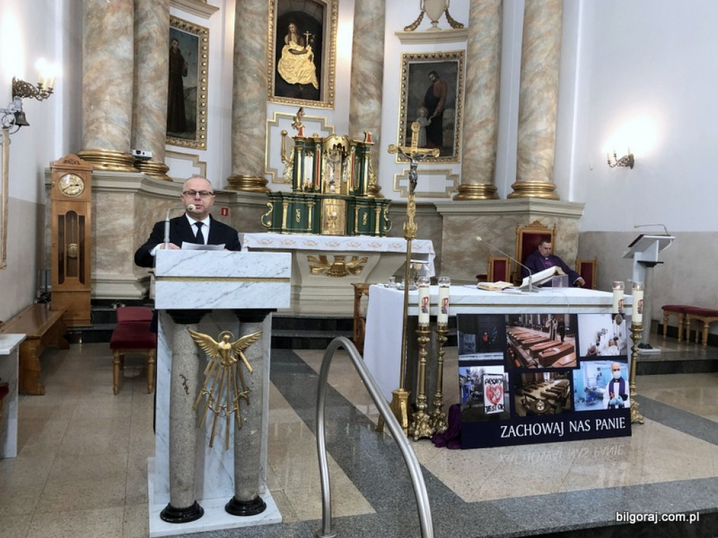Pożegnanie śp. Tadeusza Tujaki - zasłużonego nauczyciela, radnego Rady Powiatu i działacza społecznego Ziemi Biłgorajskiej (FOTO)