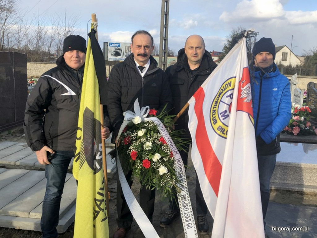 Pożegnanie śp. Tadeusza Tujaki - zasłużonego nauczyciela, radnego Rady Powiatu i działacza społecznego Ziemi Biłgorajskiej (FOTO)