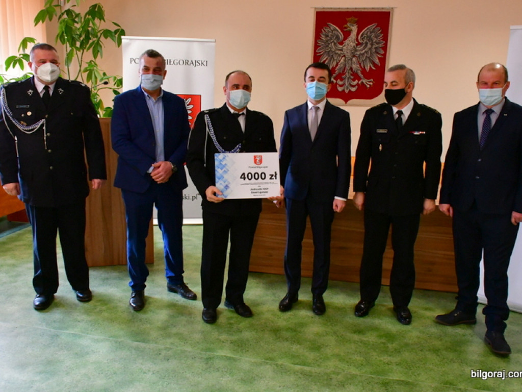 Z budżetu powiatu 130 tys. zł wsparcia dla jednostek OSP (FOTO, VIDEO)