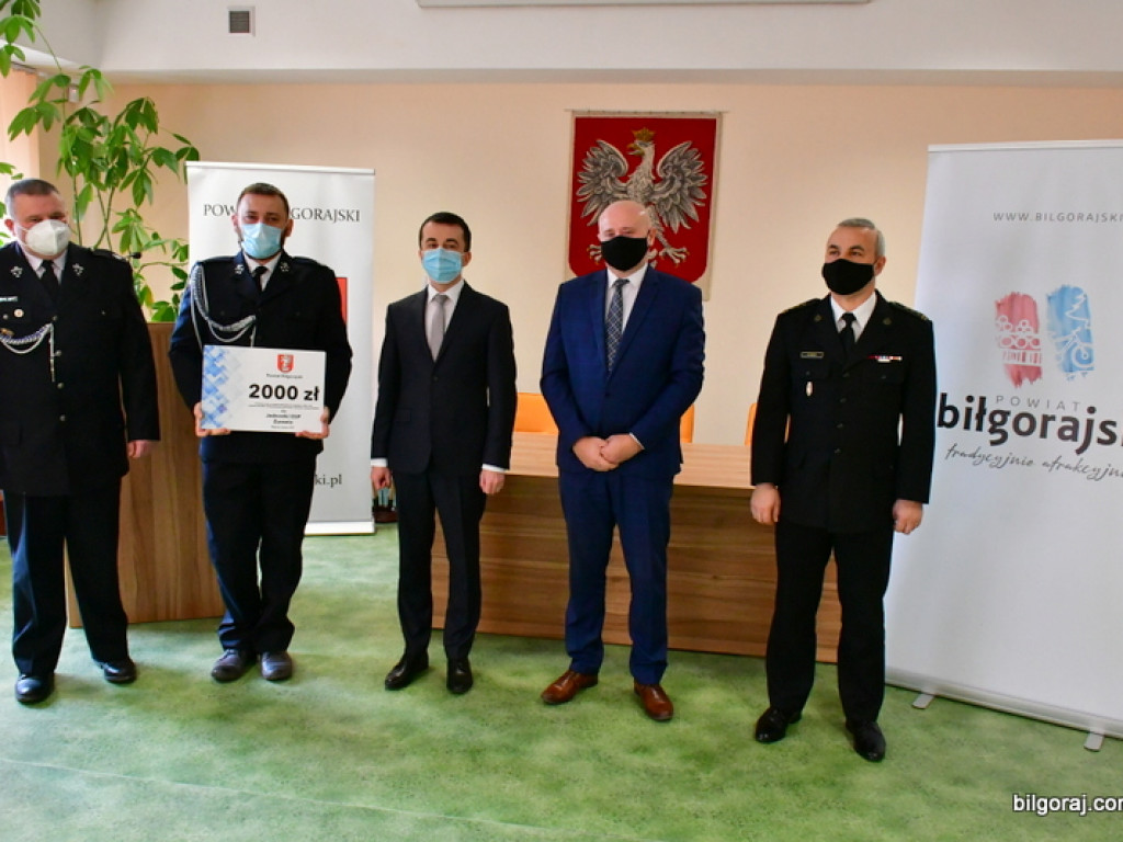 Z budżetu powiatu 130 tys. zł wsparcia dla jednostek OSP (FOTO, VIDEO)