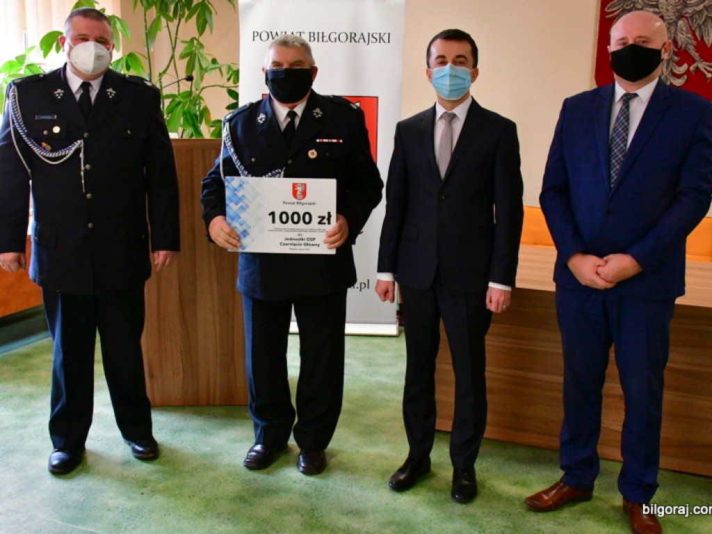 Z budżetu powiatu 130 tys. zł wsparcia dla jednostek OSP (FOTO, VIDEO)