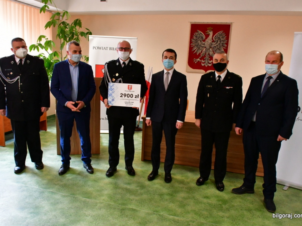 Z budżetu powiatu 130 tys. zł wsparcia dla jednostek OSP (FOTO, VIDEO)