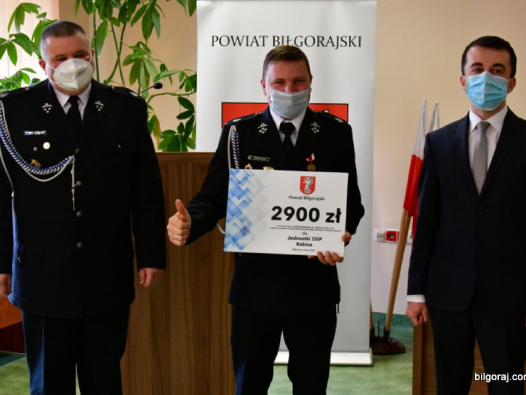Z budżetu powiatu 130 tys. zł wsparcia dla jednostek OSP (FOTO, VIDEO)