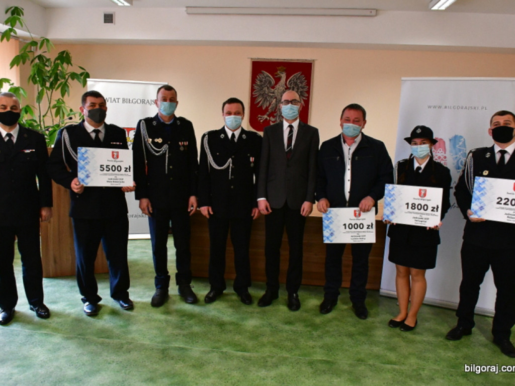 Z budżetu powiatu 130 tys. zł wsparcia dla jednostek OSP (FOTO, VIDEO)