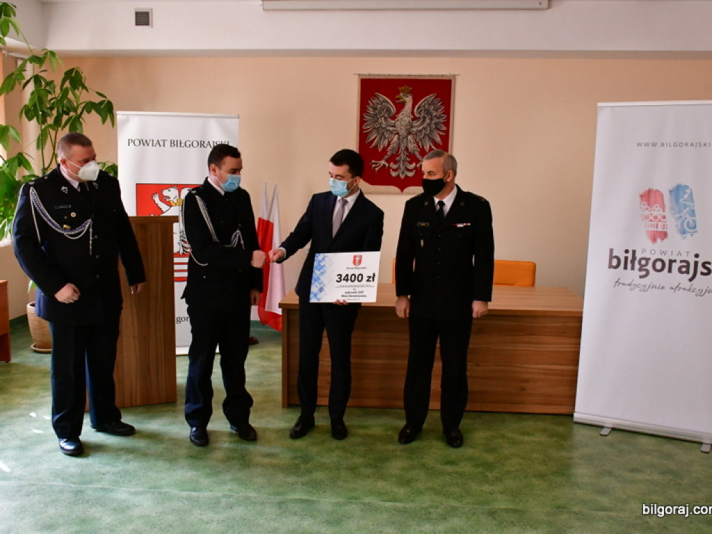 Z budżetu powiatu 130 tys. zł wsparcia dla jednostek OSP (FOTO, VIDEO)