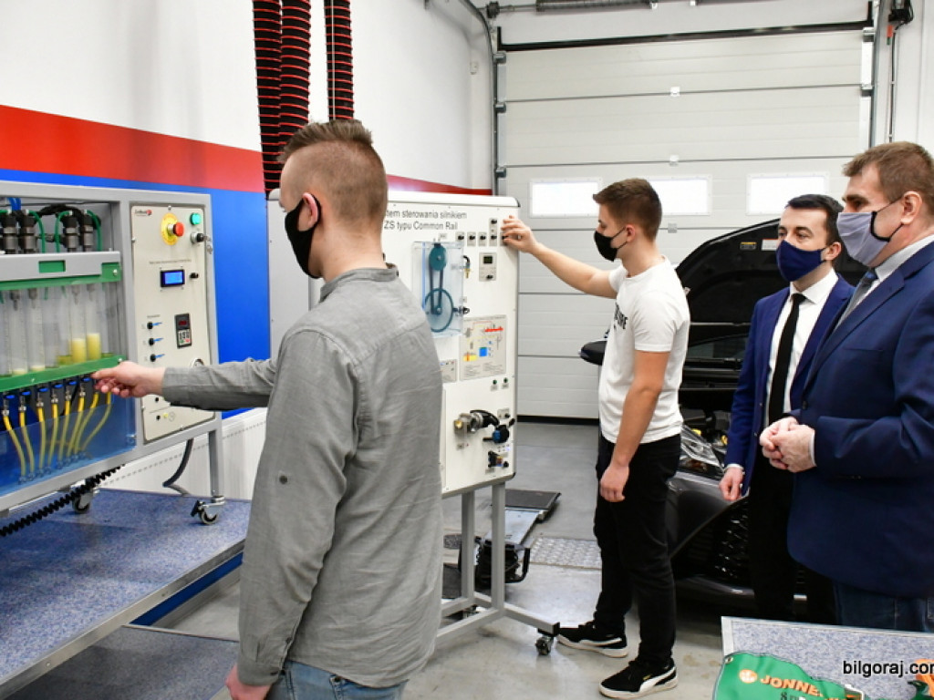 Wysokie kompetencje pewna przyszłość zawodowa uczniów szkół średnich powiatu biłgorajskiego (FOTO, VIDEO)