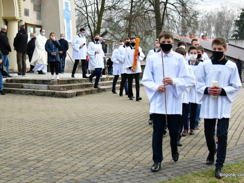 Chrystus Zmartwychwstał! - Wielka Sobota (FOTO)